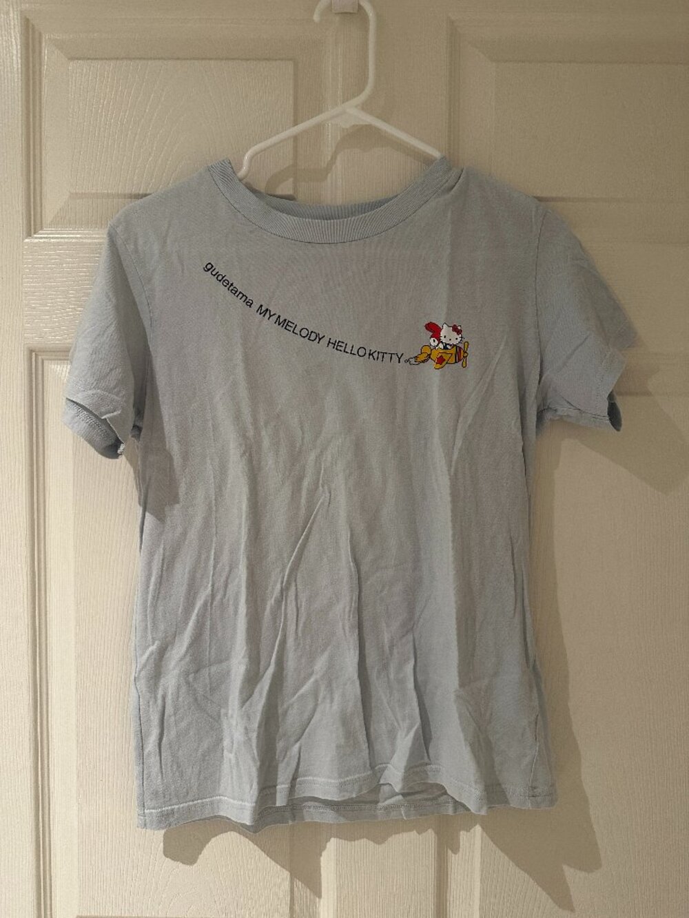 Sanrio x Uniqlo T-shirt XS